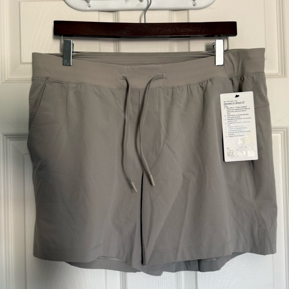 Lululemon Athletica Light Gray Top
